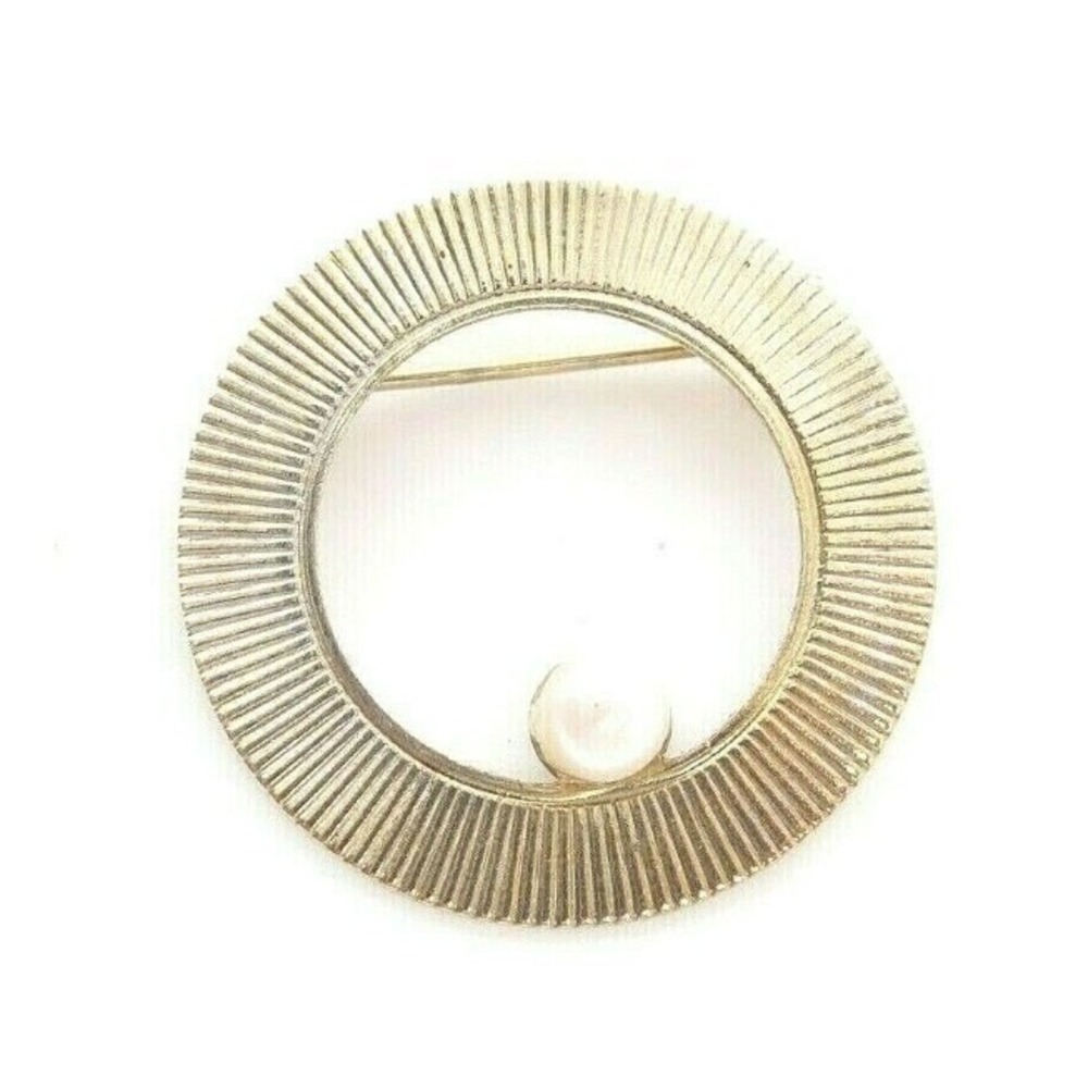 Vintage Classic Gold Plated Faux Pearl simple Wreath Brooch Pin‎